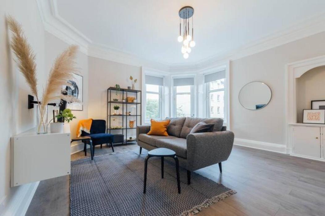 Stylish - Free Parking Apartment *